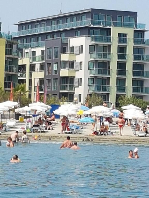 Apartments In Atlantic Pomorie Exterior photo